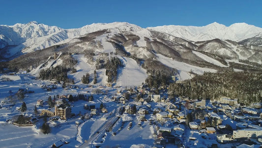 A Super Cheap Japan Guide to Skiing Hakuba